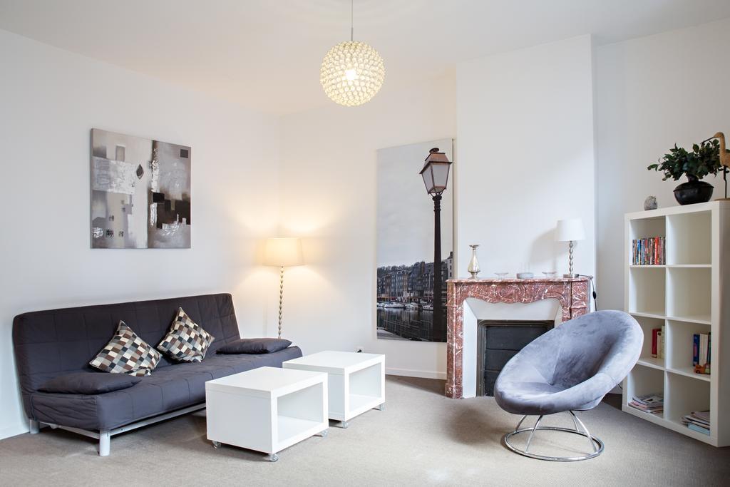Apartment 2 Pieces